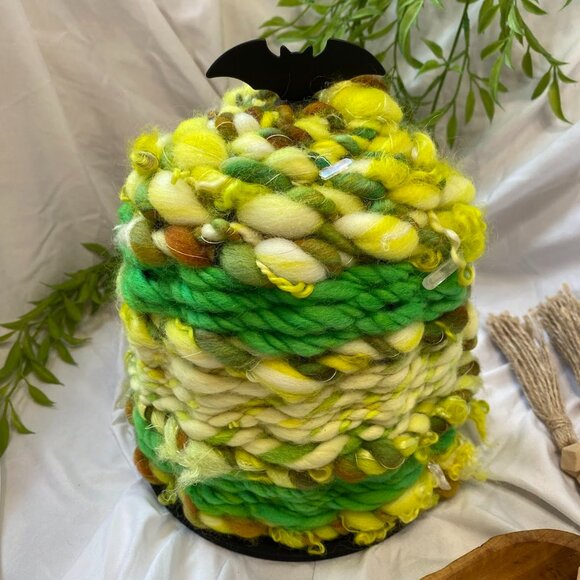 Handwoven Bat Cage Candle Display Decor - Picture 3 of 4